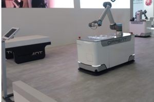 robot magazzino